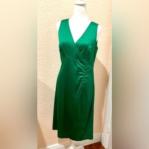 Donna Ricco-Beautiful Emerald Green Dress
